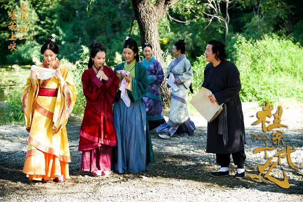 2019年春节档票房前十名 (2019春节档票房走势)