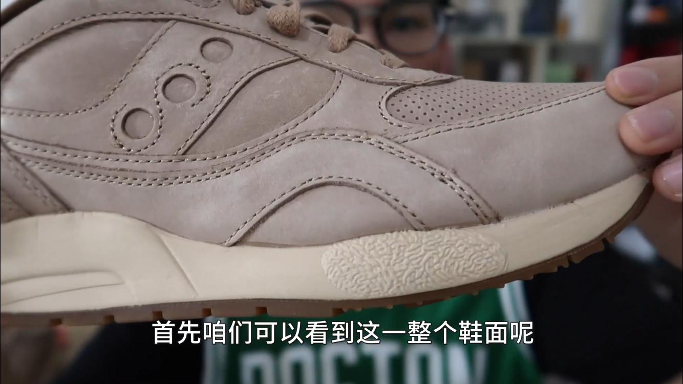 400快的慢跑鞋脚感软到不行,换掉你脚上的YEEZY