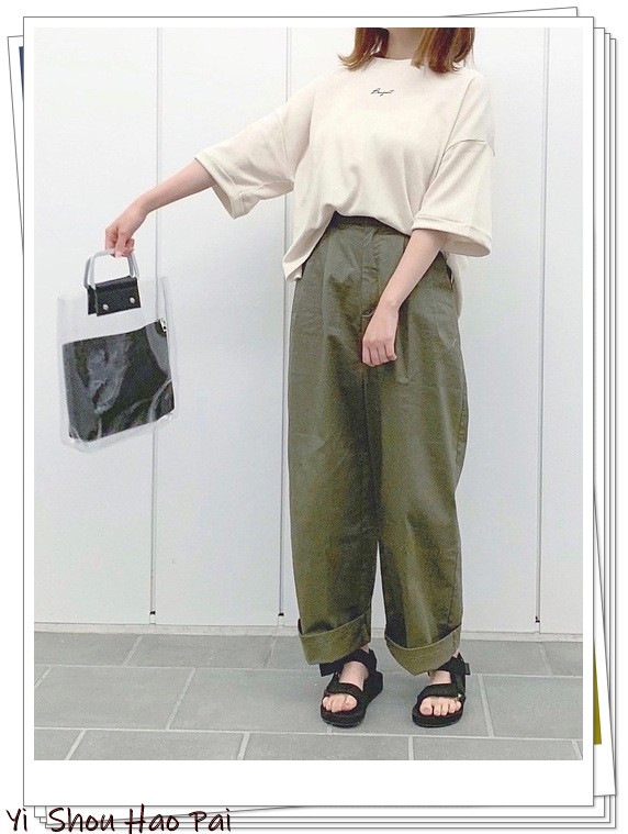 夏天绿色短袖阔腿裤套装配的凉鞋,黑色阔腿裤配绿色碎花上衣好看吗