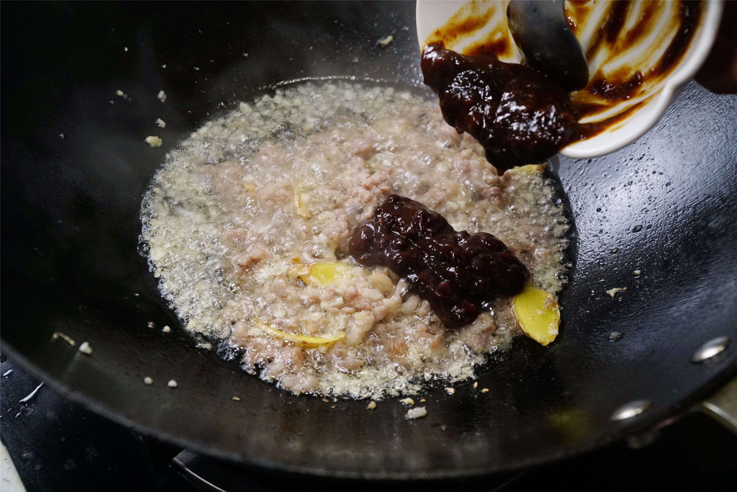 赵忠祥教你做北京炸酱面的做法,老北京炸酱面正宗做法赵忠祥