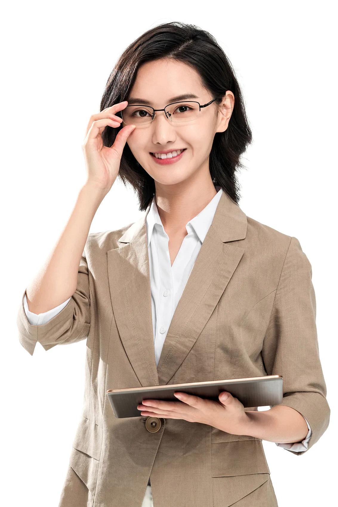 领导说你表现不错，是什么意思，有无深意？自己怎么回应最好呢