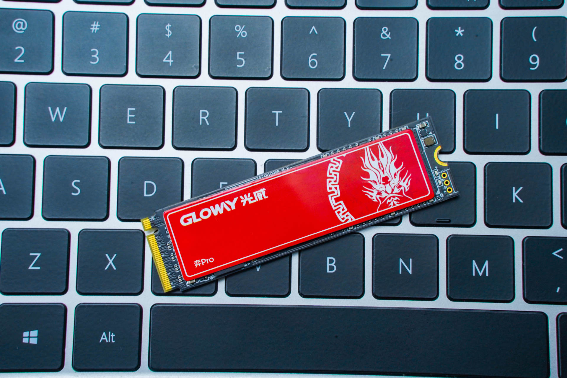 光威弈pro固态硬盘,光威弈prosata接口固态硬盘测试