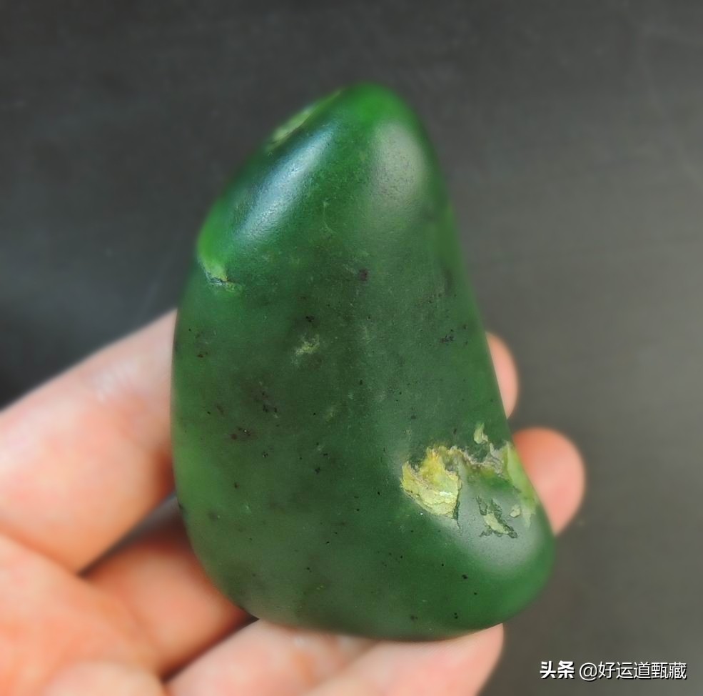 和田碧玉为啥不值钱,顶级和田碧玉籽料价格