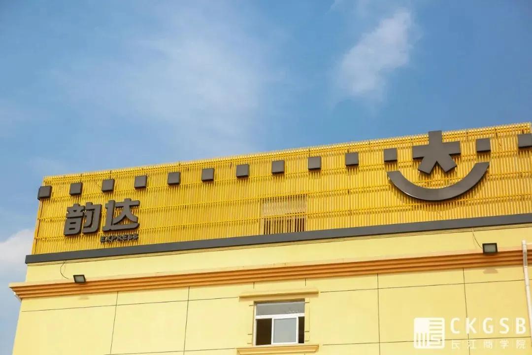 白手起家，从红海中实现“逆袭”，她是如何做到的？