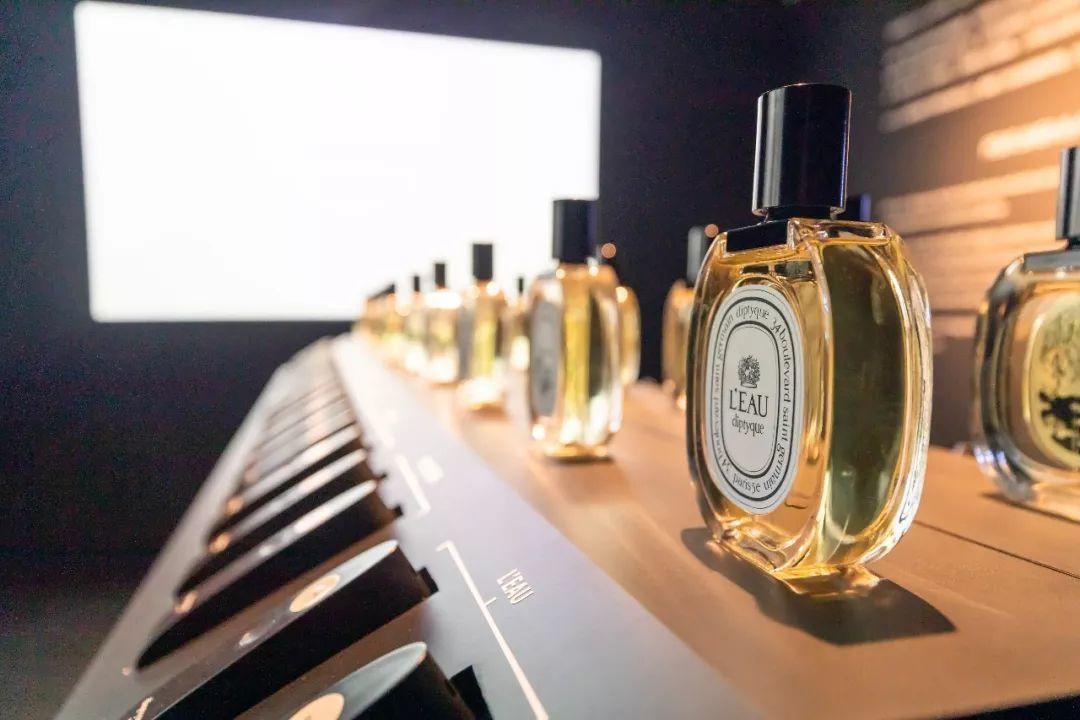 迪拜机场免税店买什么最划算2023,澳门机场免税店什么值得买