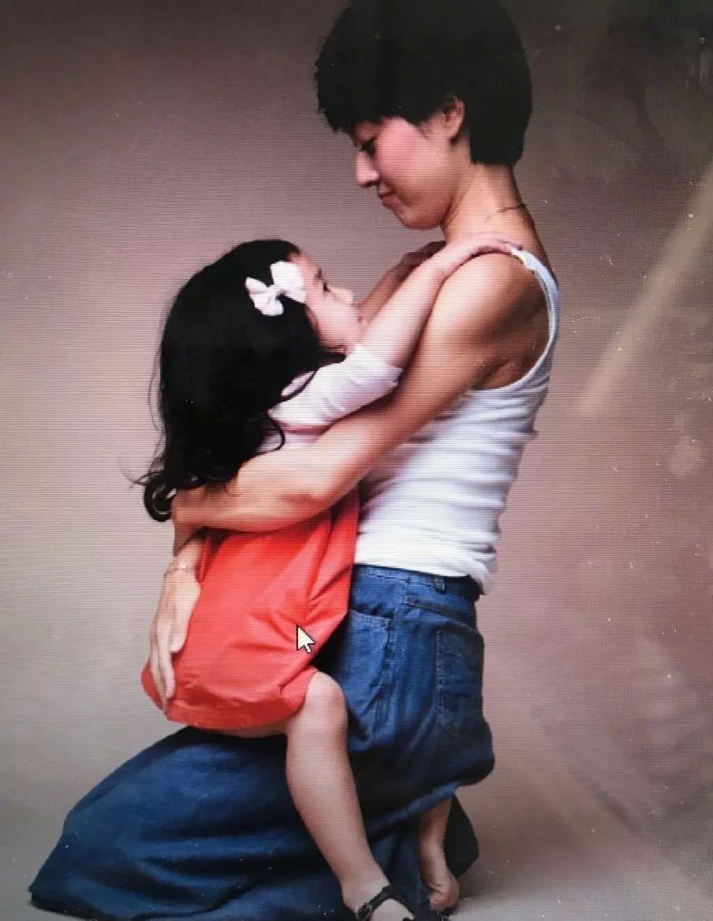 谢娜是母乳喂养吗,谢娜章子怡冰箱