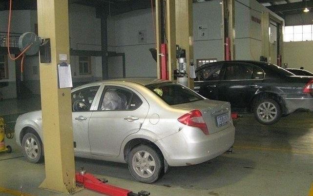 车子过了质保期需要年检吗,新车保修期内必须得到4s店保养吗