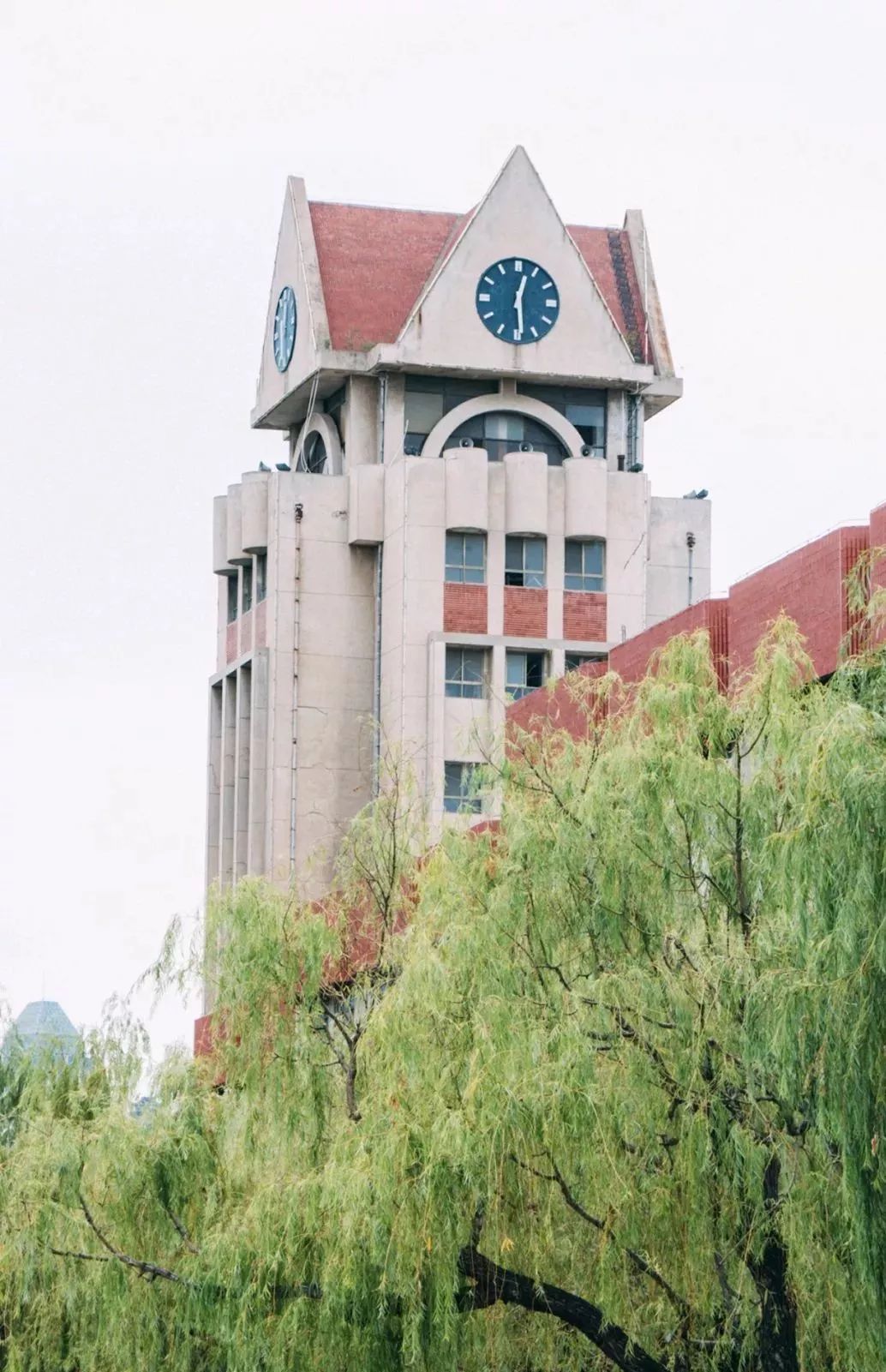 烟台大学各个餐厅,烟台大学有几家餐厅