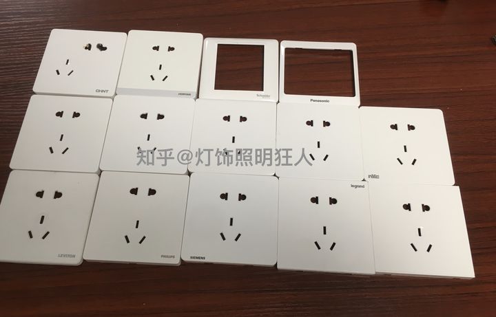 开关插座各品牌测评,开关插座十大名牌哪款性价比高