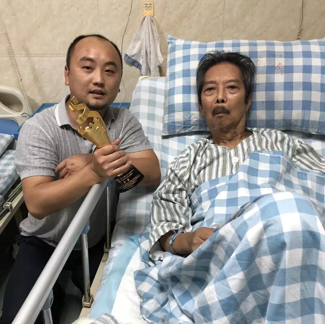 陶瓷艺术新星!深圳文博会金奖得主杨博,面向世界、扎根赣东北