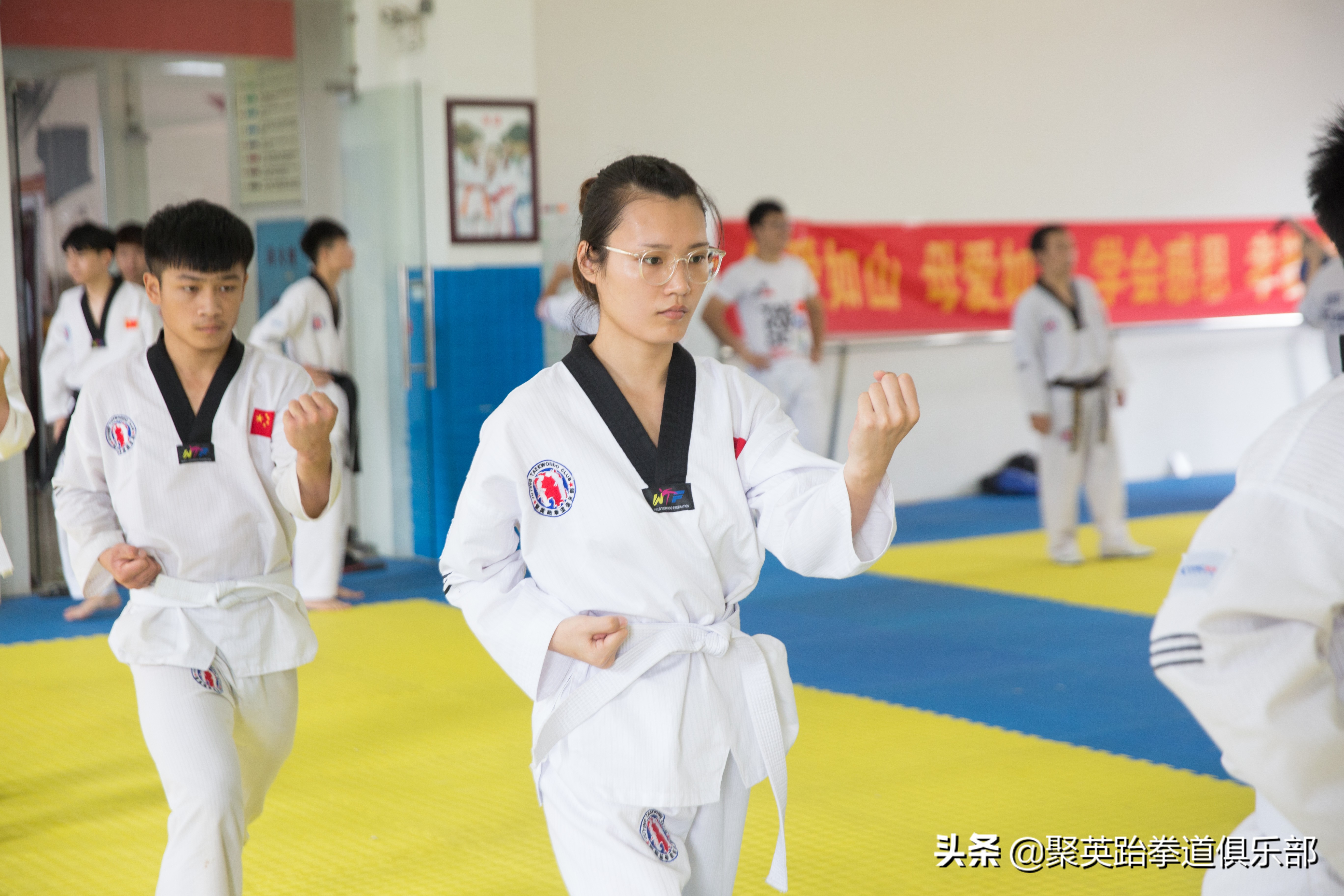 跆拳道服和柔道服区别,跆拳道有什么等级