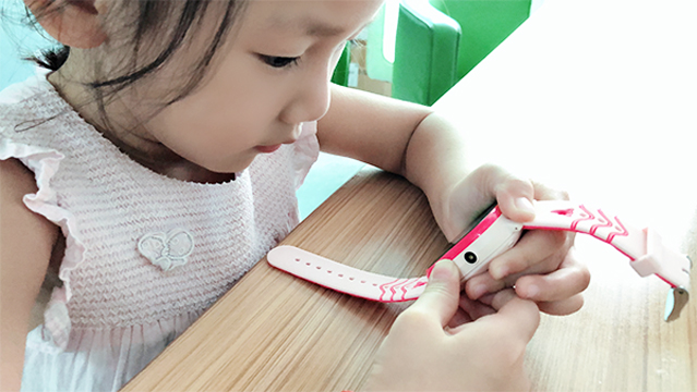 儿童手表的二维码怎么在手表里看,智能儿童手表能玩游戏的儿童手表