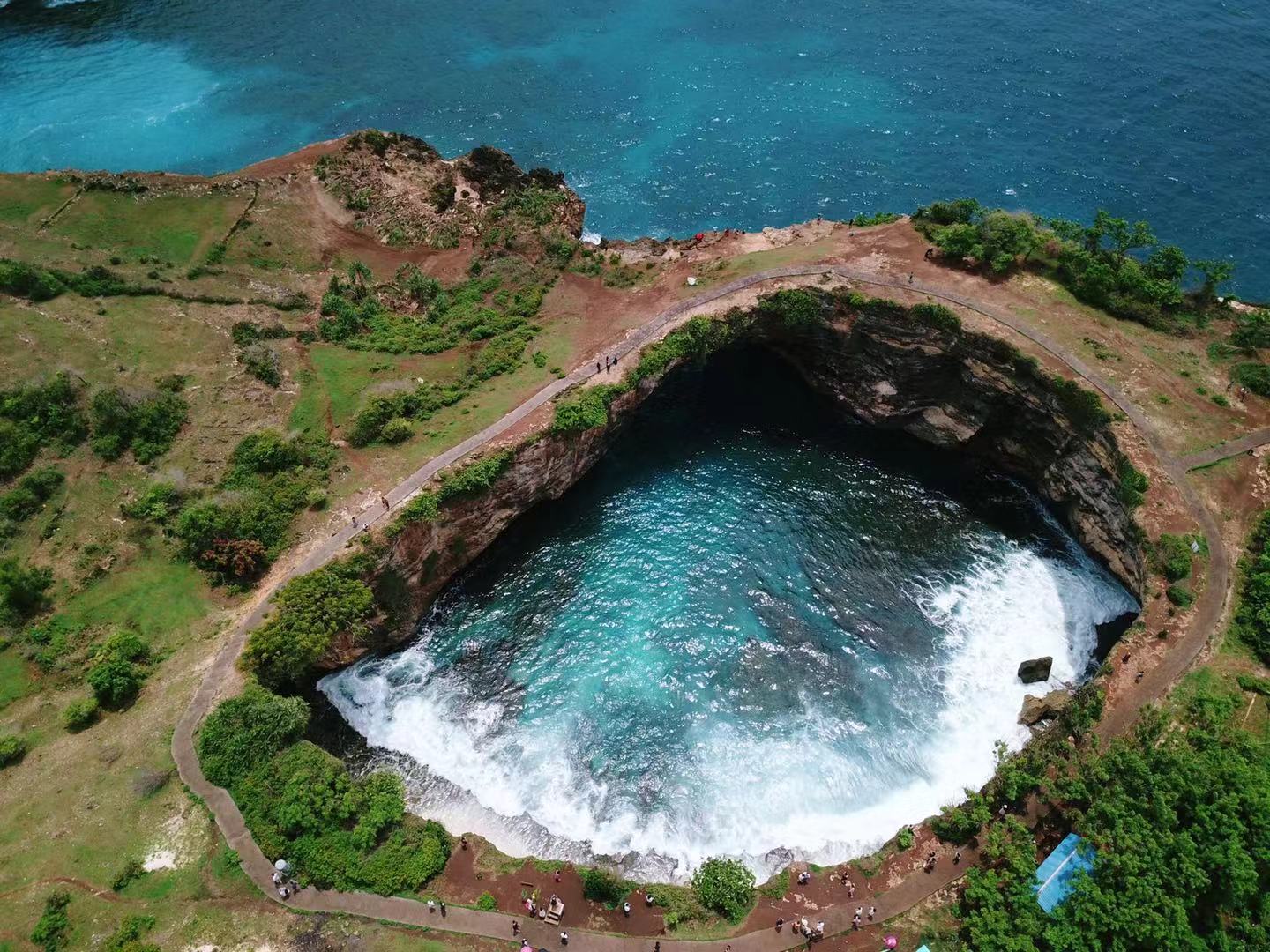 印度尼西亚举世闻名的旅游岛屿,印度尼西亚值得去的小岛
