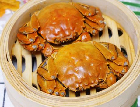 螃蟹直接蒸出来苦,螃蟹直接蒸还是要洗过