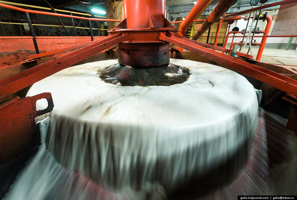 去俄罗斯挖金矿怎么样,真实钻石开采出来的样子