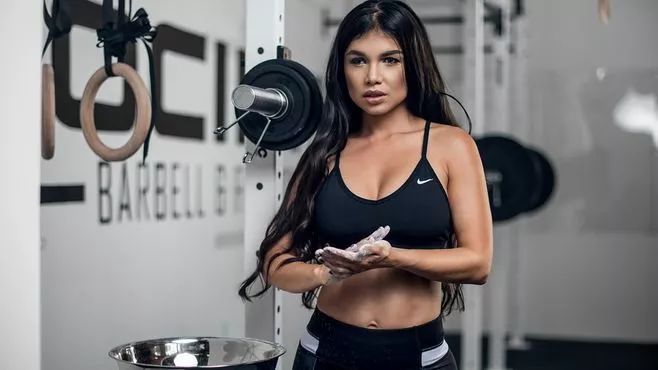 增肌减脂的最佳训练次数,大重量低次数增肌