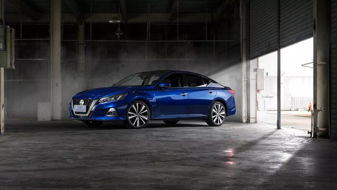 日产天籁cvt的变速箱的优缺点,日产天籁怎么样优缺点