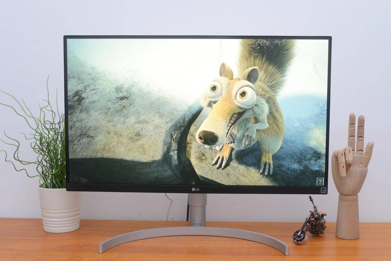 明基VS戴尔VSLG:三款27英寸4KHDR显示器横评