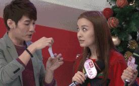 你的眼膜上白名单了吗？