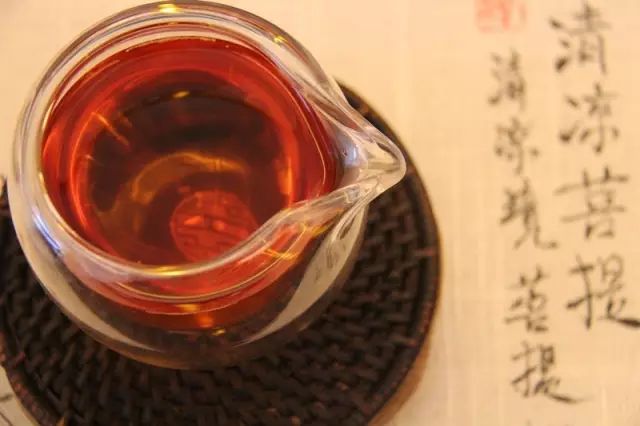 清凉茶事|天赐萌芽纤指瘦,武夷山下骏眉香