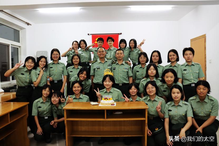 新学期家长看过来,新生宝宝照满月照