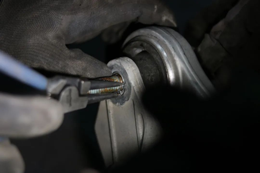 怪兽修车老途观,怪兽修车翻新艾力绅