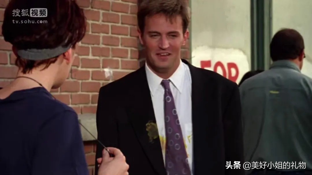 送给暗恋的女生生日礼物,找到了心仪的礼物