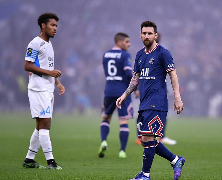 梅西在大巴黎进了几球,大巴黎主教练战术板