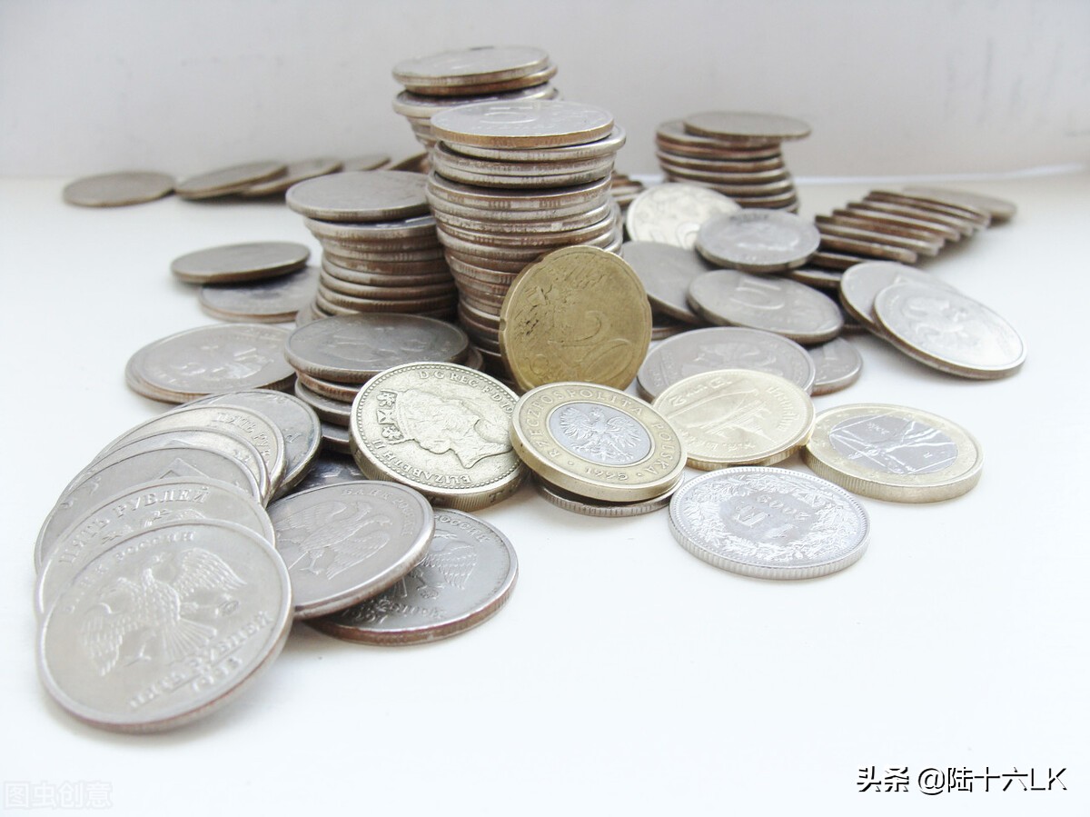 年轻人到底该不该超预算买车,年轻人买车到底该考虑什么