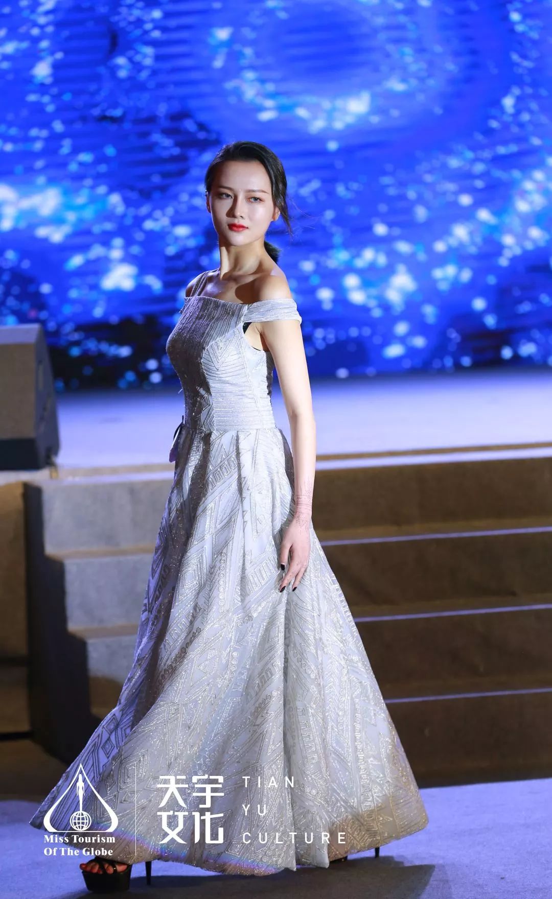 厦门分赛区复赛,导师们各出奇招抢人,黄子韬都搬出来了~