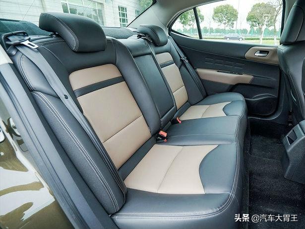 雪铁龙c4l当年卖多少钱,法系车雪铁龙世嘉与c4l