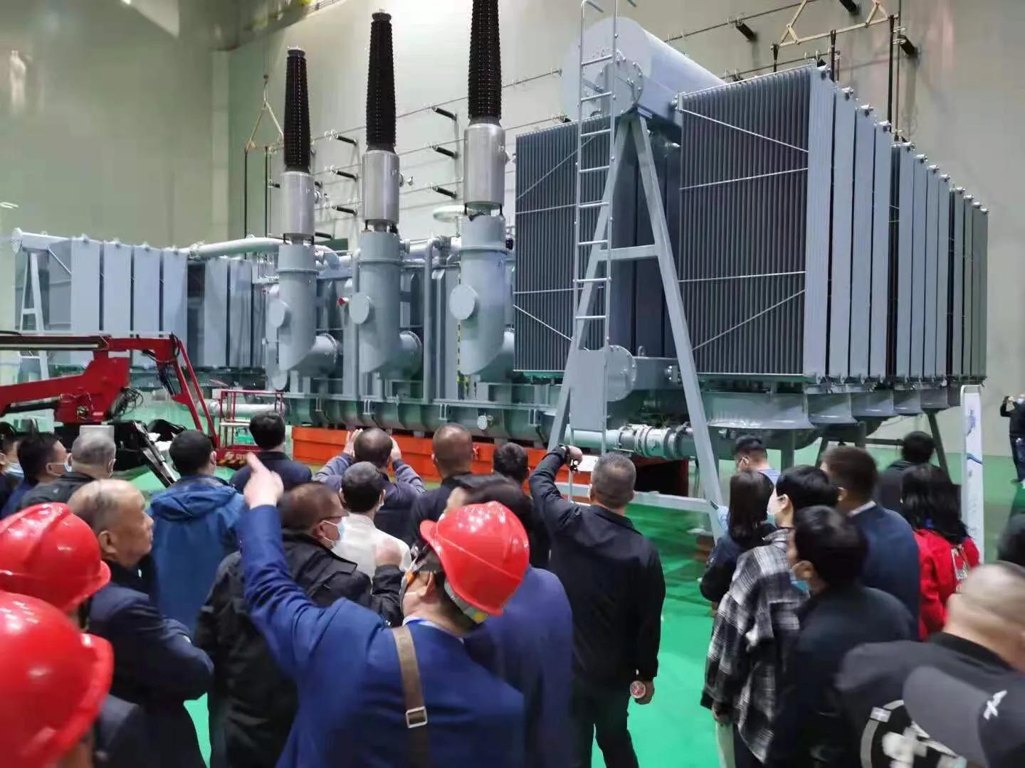 达驰“手术”：是谁再次把它送上“快马”赛道