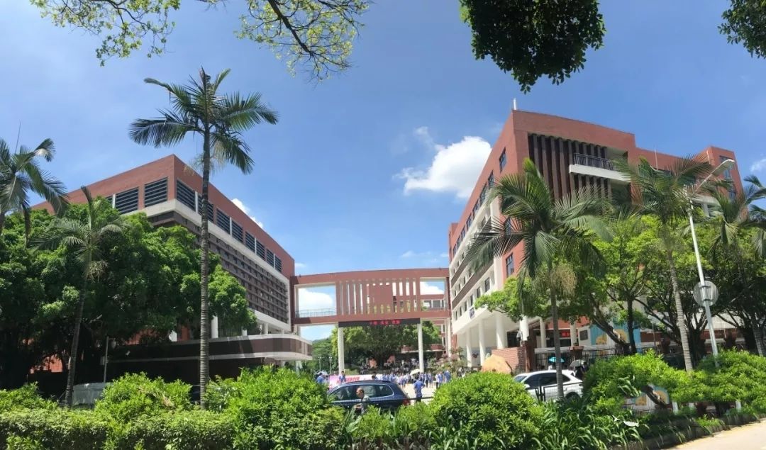 鍚嶆牎瑙ｈ,鑲叉墠瀛︽牎涓轰粈涔堣繖涔堝彈娆㈣繋