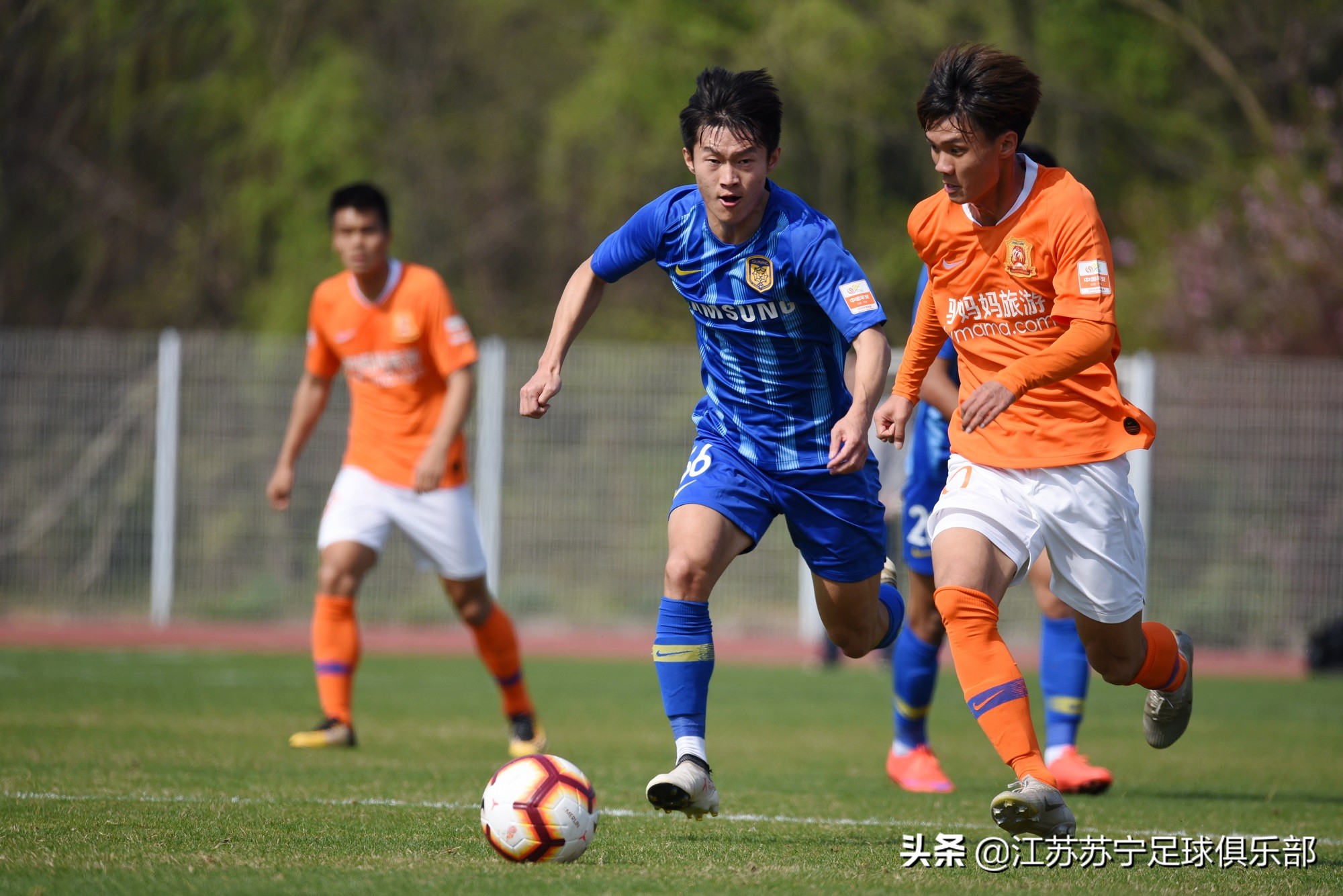 江苏苏宁张凌峰,张凌峰江苏足球视频