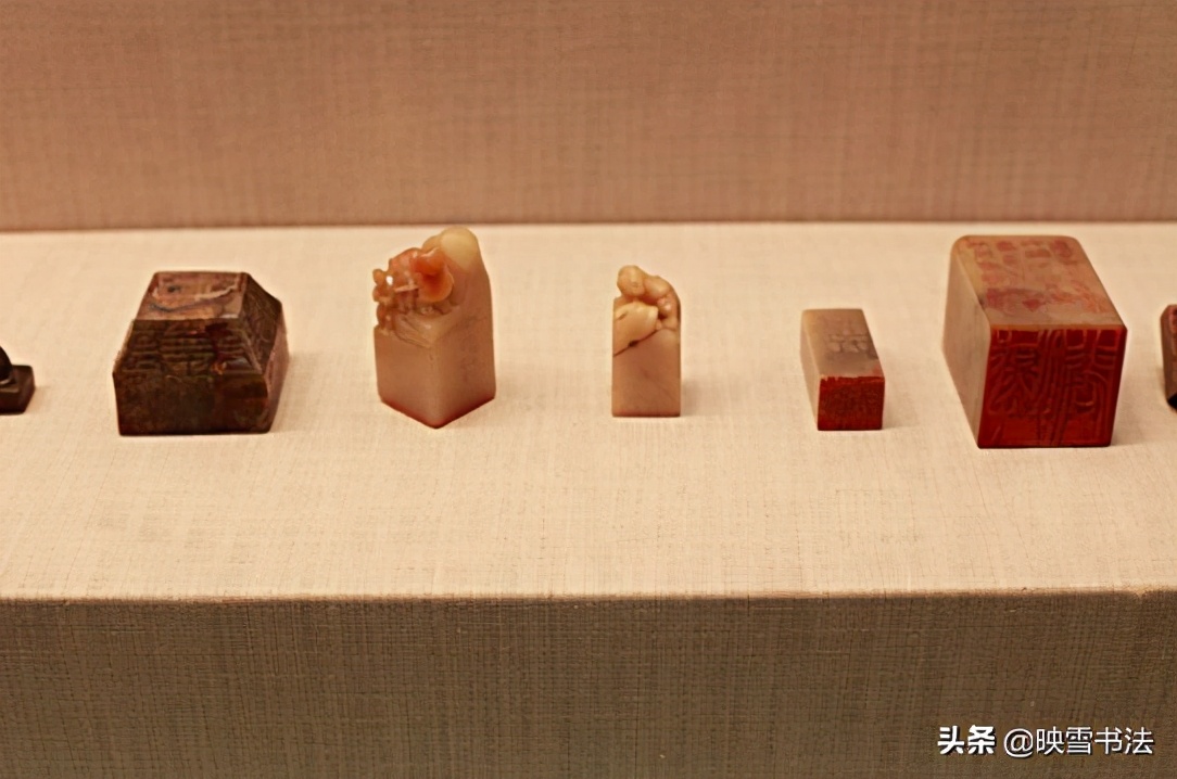 书法落款一般用几个印章,书法印章的正确落款
