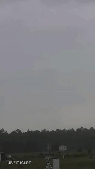 一剑光寒定九州意思,一剑光寒定九州原文