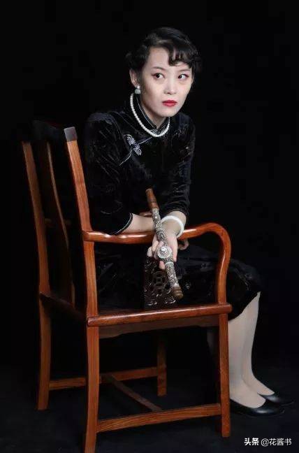 金锁记有几个故事,金锁记故事来源