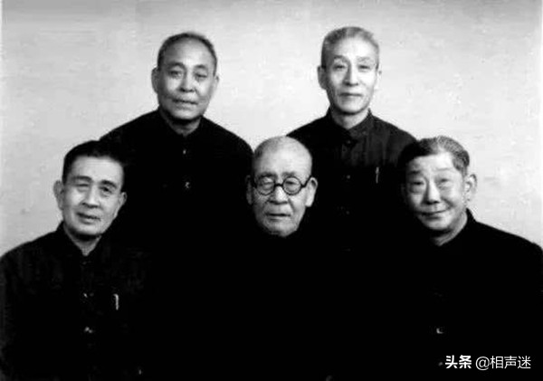 于谦喝酒说相声解析版,于谦说郭德纲经历坎坷