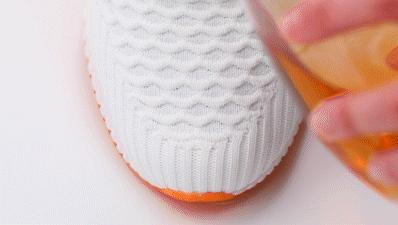 刘强东推荐一双小白鞋,刘强东的鞋子