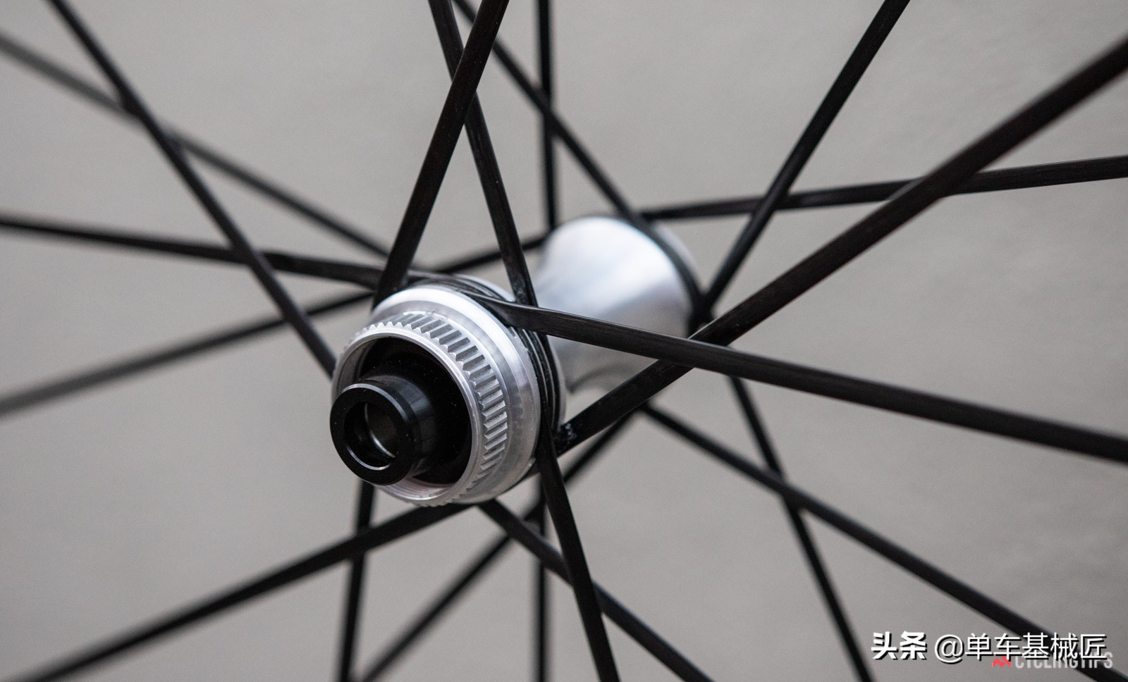 最便宜的顶级轮组,新款老王轮组