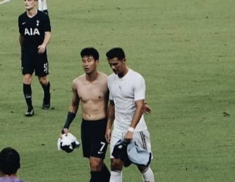 孙兴慜是c罗迷弟,孙兴慜遇见偶像c罗