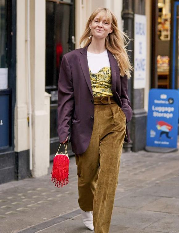 墨庄轻奢I有了这条加厚的灯芯绒长裤冬天不穿秋裤也能续命了