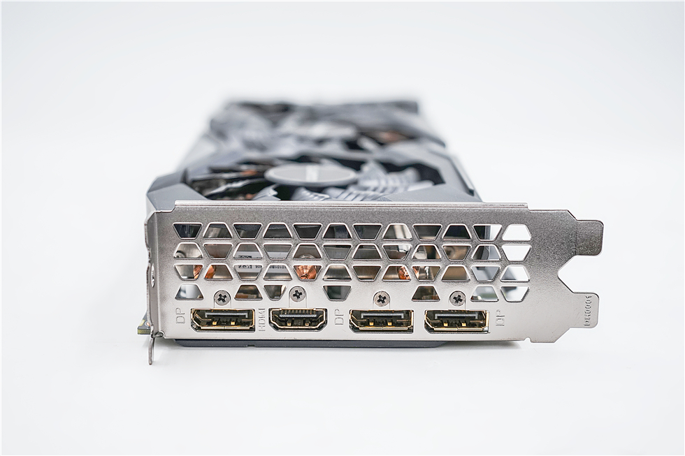 追风者217xe可以装几个硬盘,追风者pk217xe风道解析