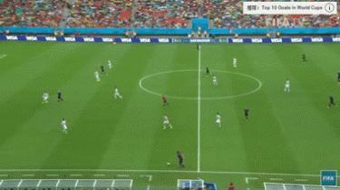 范佩西凌空抽射世界波,范佩西凌空抽射维拉是哪一场比赛