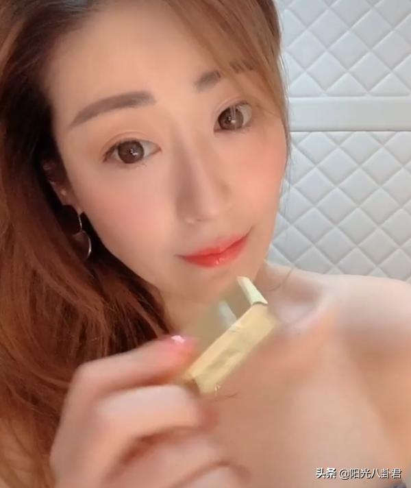 “陆湘湘”近照曝光，曾是《少林足球》原定女主，低调嫁人变网红