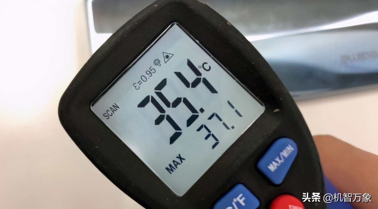 realme真我gt黄色沉浸式开箱,realme全新性能旗舰真我gt发布