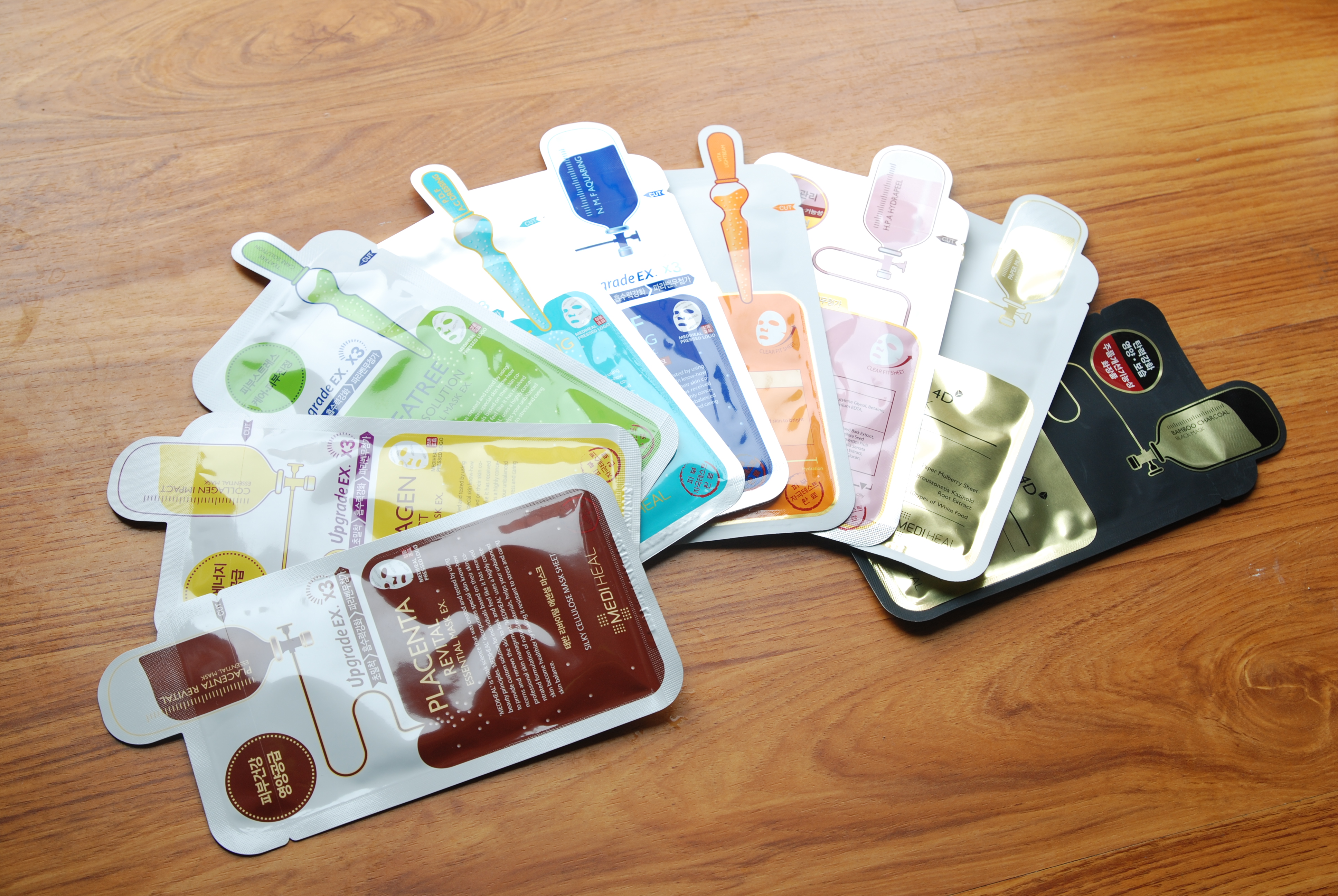 韩国紫菜包饭年糕,韩国美食一条街紫菜饭