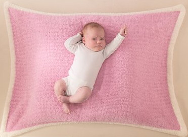 宝宝身体软是脑瘫的表现吗？抱宝宝时需要注意什么