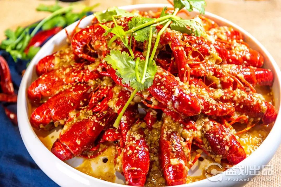 大连这家店两人一锅吃到撑，吃完虾还能涮火锅！这是什么操作？