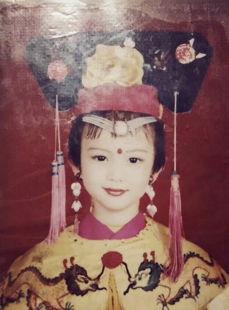 为什么金晨不直接垫高鼻尖,金晨回应整容过吗